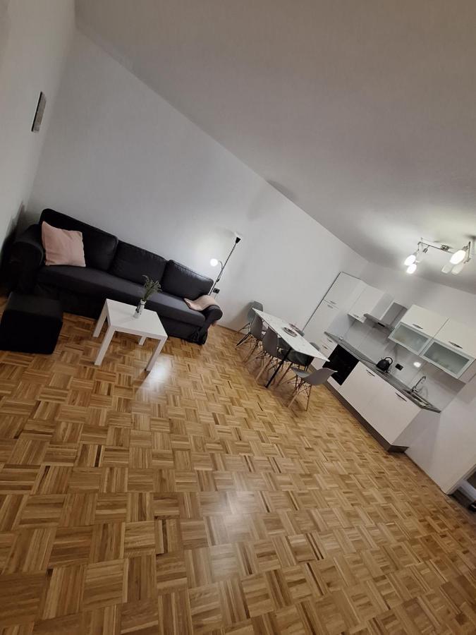 Apartment Kp With Parking 코페르 외부 사진
