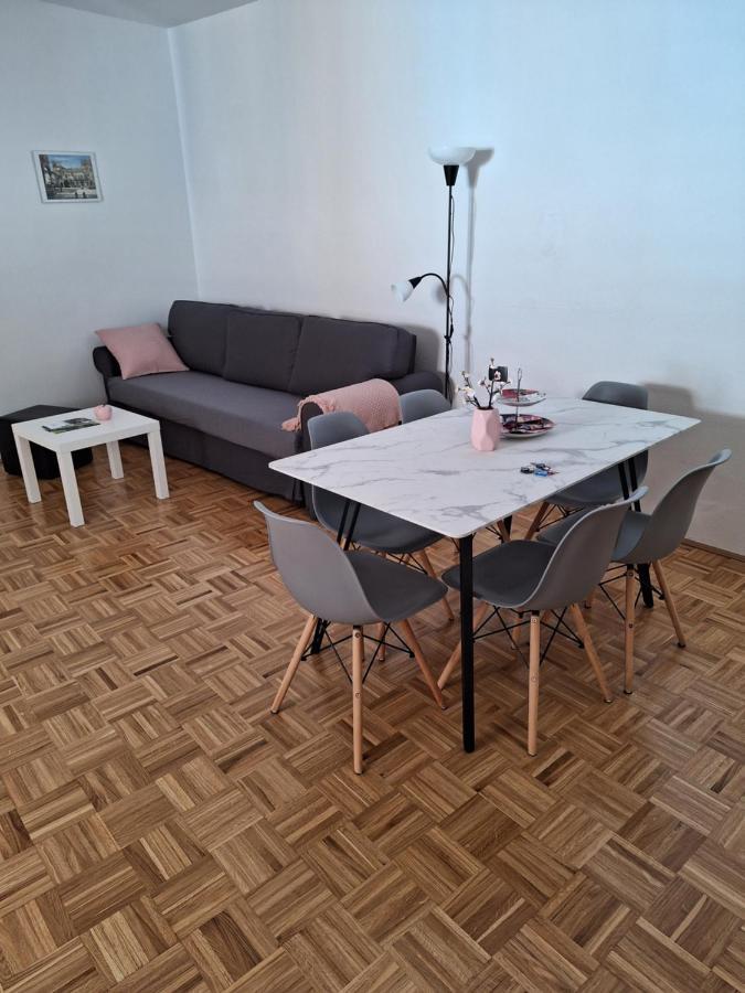 Apartment Kp With Parking 코페르 외부 사진